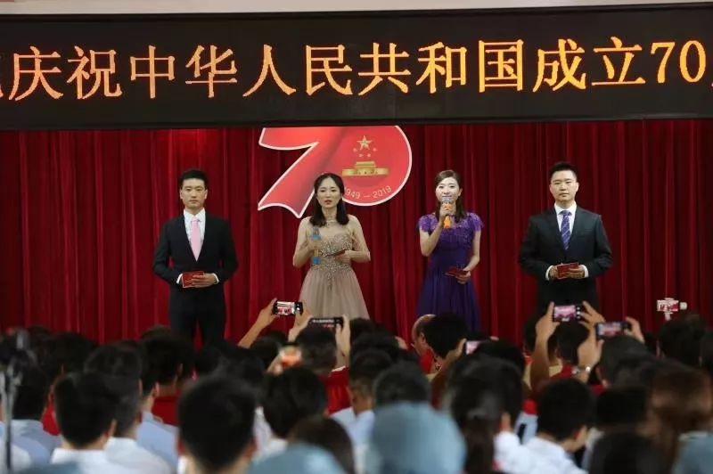 大江东｜一图速览上海市政府工作报告：发展稳中向好 民生不断改善